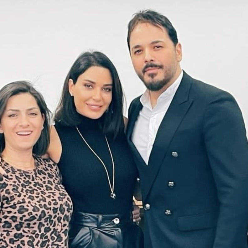 رامي عياش وسيرين عبدالنور والمخرجة رندة العلم