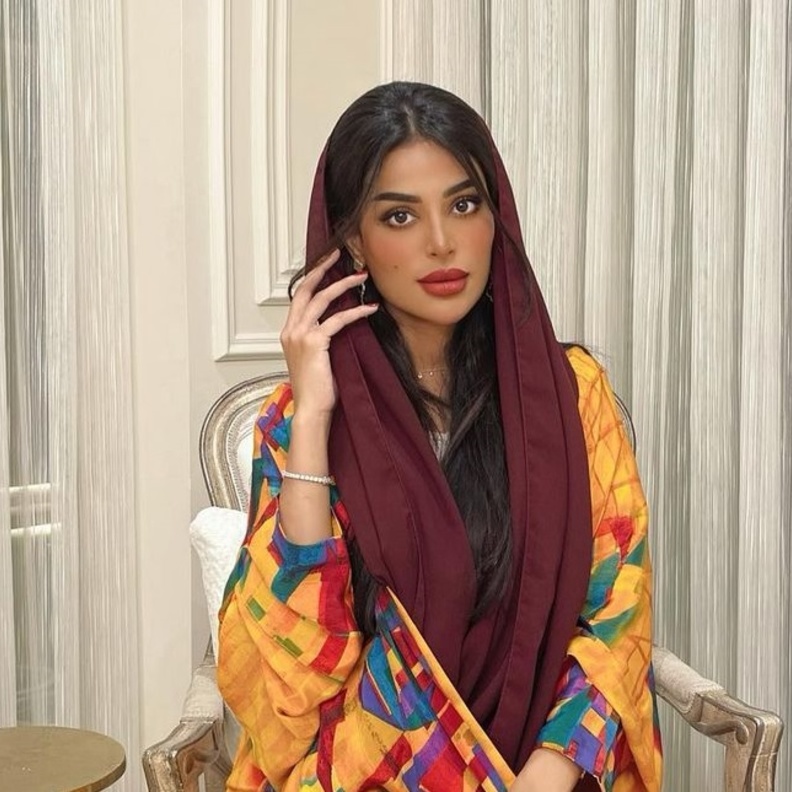 فاطمة الأنصاري