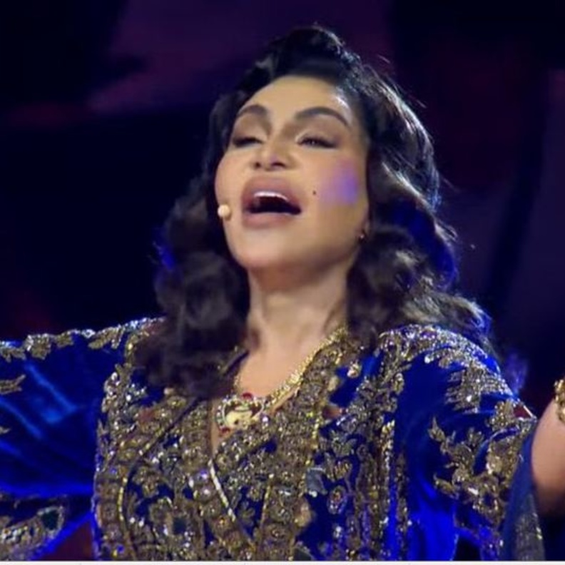 تفاصيل إطلالة الفنانة أحلام الجمالية في حفل افتتاح إكسبو 2020 بدبي