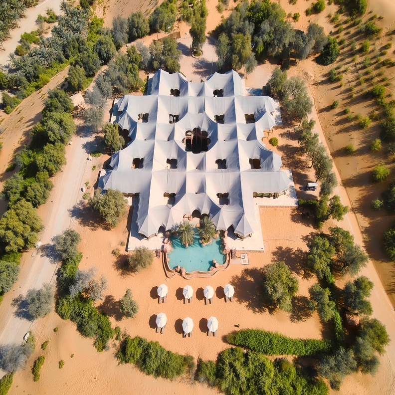 منتجع تلال الصحراوي.. وجهة مثالية للاستجمام في قلب صحراء العين 