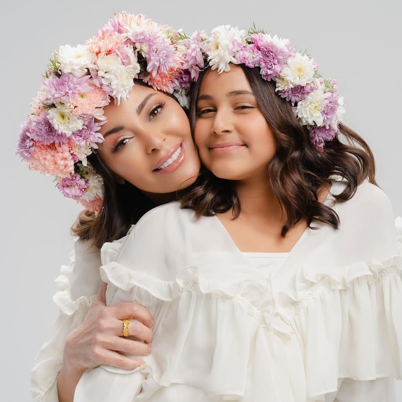 داليا البحيري وابنتها