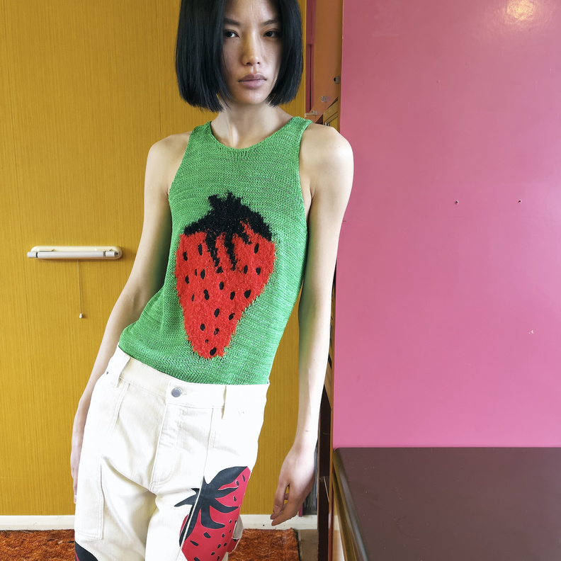 علامة جي دبليو أندرسون تطلق تشكيلة أزياء الرحلات والعطلات لربيع وصيف 2022