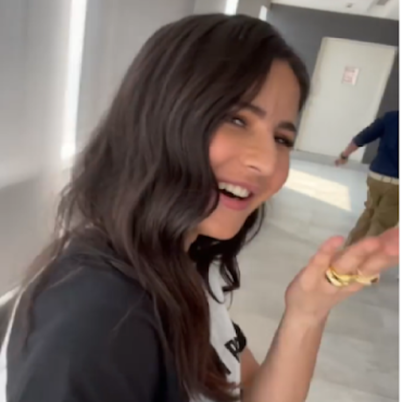 كاترينا كيف تنشر فيديو طريف لأكشاي كومار من موقع تصوير فيلمهما الجديد