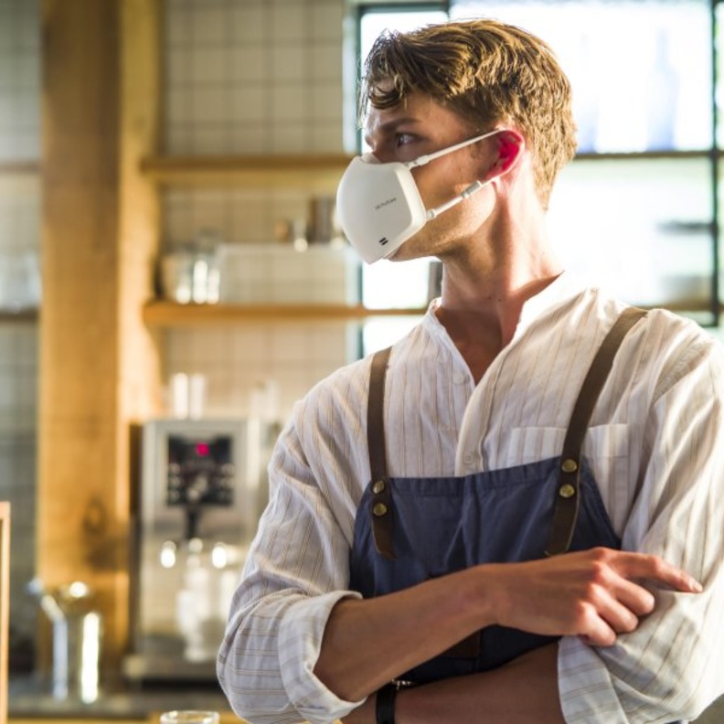 جهاز تنقية الهواء القابل للارتداء من إل جي في طريقه إلى الإمارات