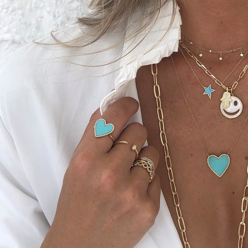 مجوهرات راقية ساحرة بأشكال القلب