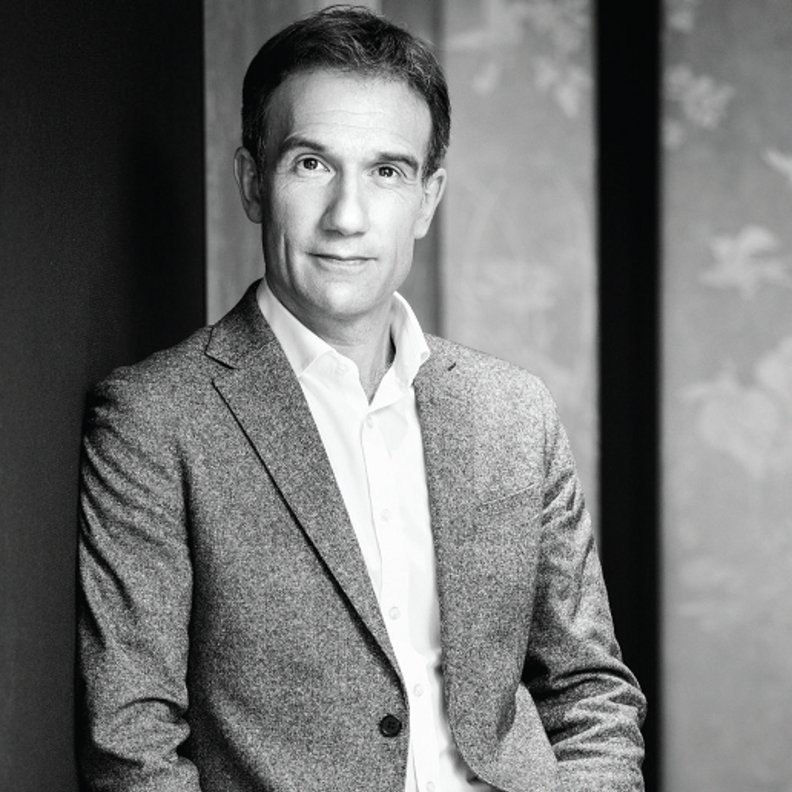 "باتريس لوجيرو" Patrice Leguéreau