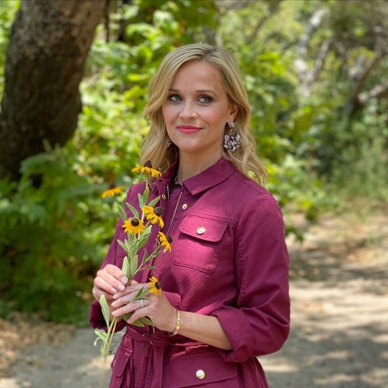 صورة مميزة ورسالة خاصة من ريس ويذرسبون لشقيقها في عيد ميلاده