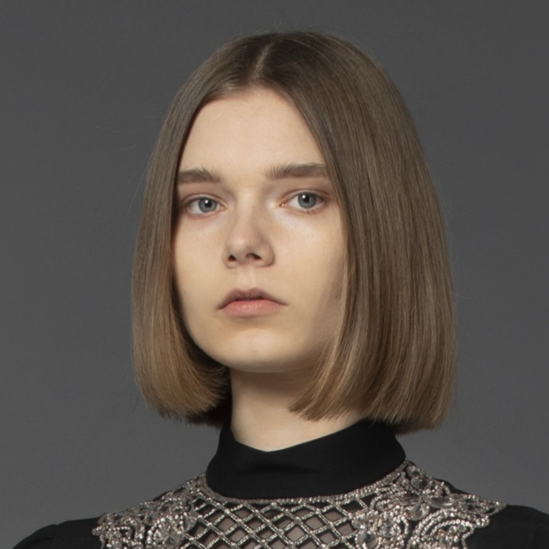 كيفية العناية اليومية بالبشرة لإطلالة نضرة لطالبات الجامعة