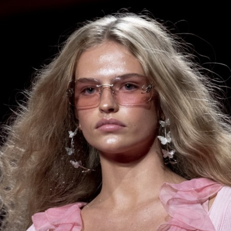 من عرض blumarine