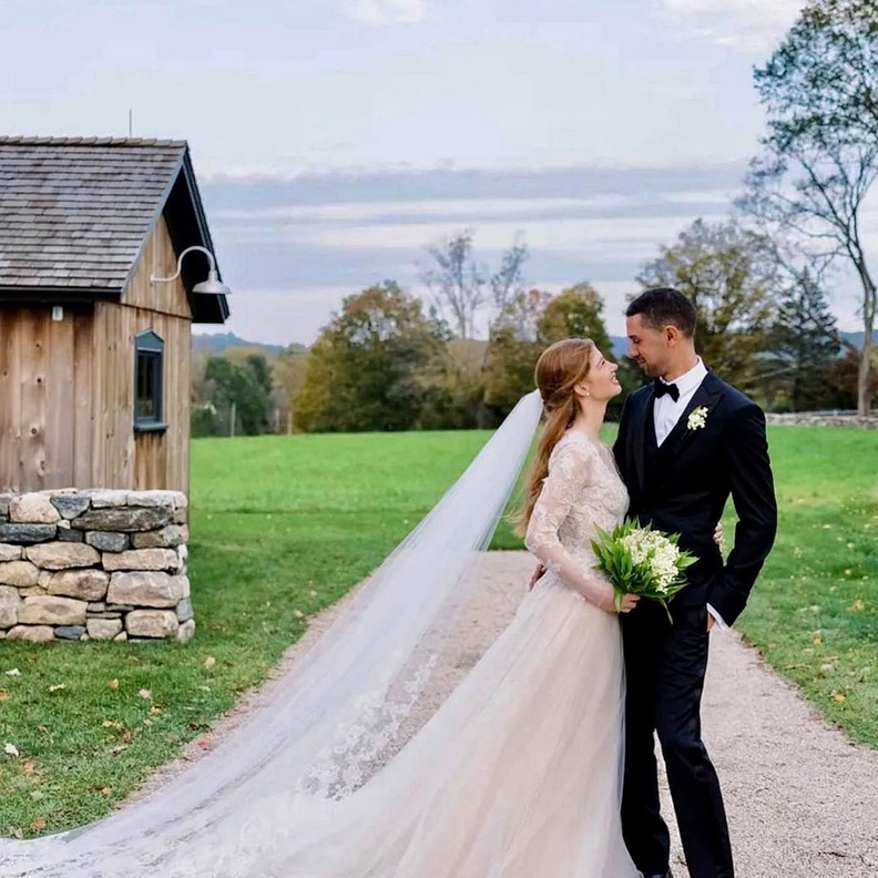 جينيفر غيتس تتحدث عن "تحدي" التخطيط لزفافها في ظل الدراسة وانشغال عريسها في الأولمبياد