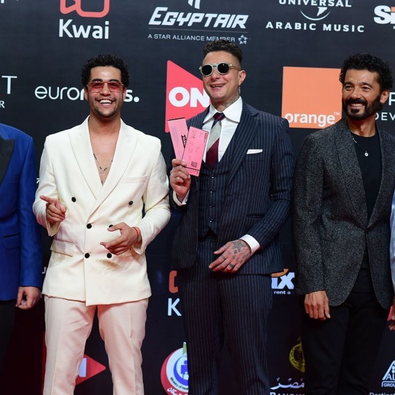 نجوم فيلم قمر 14 