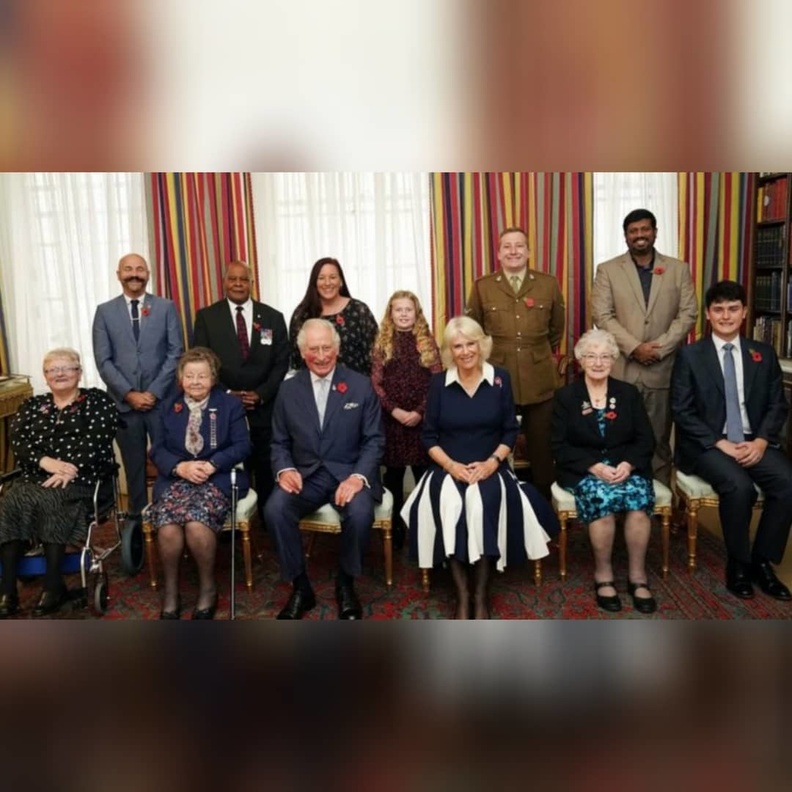 الأمير تشارلز وزوجته يطلقان مبادرة نداء زهرة الخشخاش الخيرية