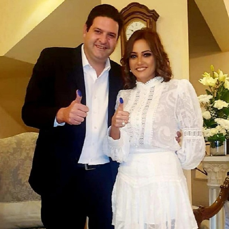 بشرى وزوجها