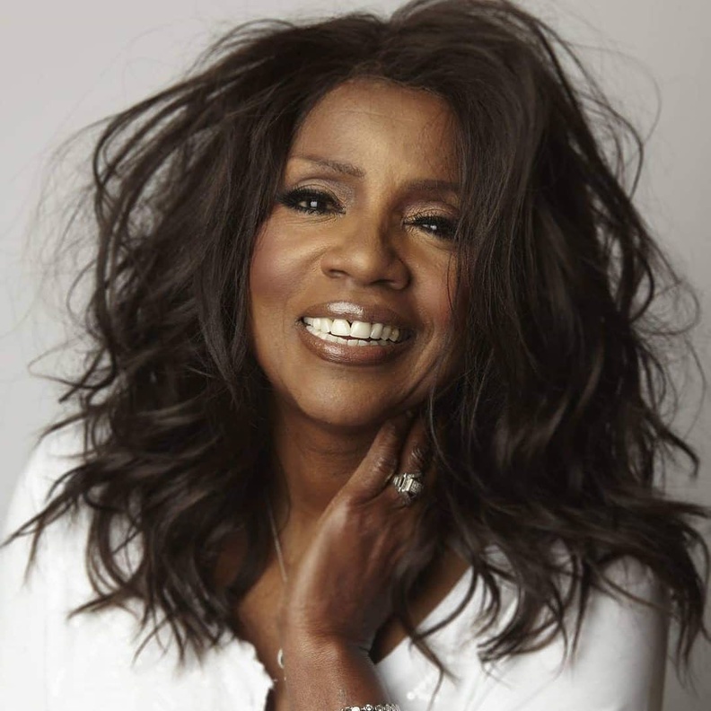 غلوريا جاينور