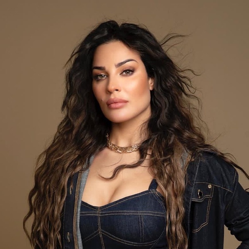 نادين نسيب نجيم