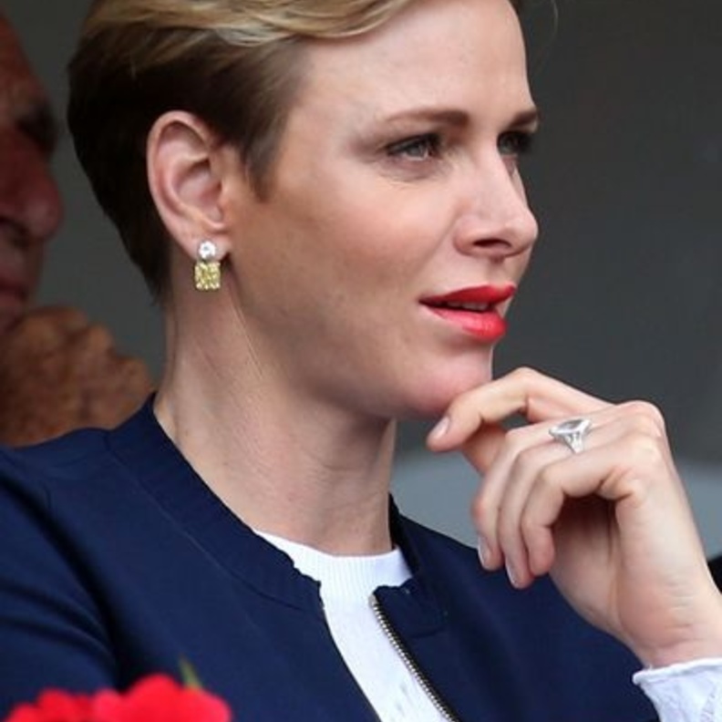 تعرفوا على خاتم الخطبة الفريد الخاص بالأميرة تشارلين