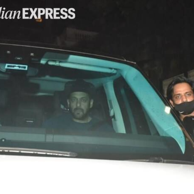 سلمان خان يزور شاروخان بعد القبض على نجله