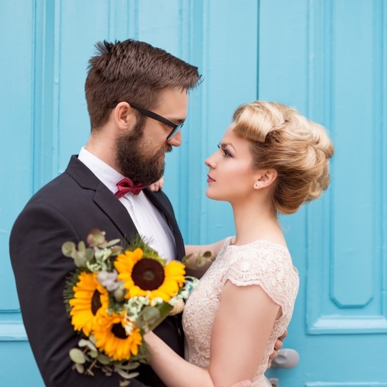 shutterstock_أزهار عباد الشمس تناسب العروس الحالمة