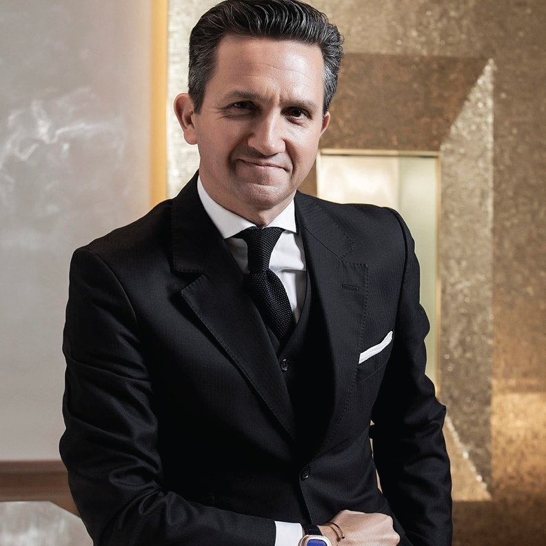 مدير Piaget للمجوهرات الراقية والقطع الاستثنائيّة Christophe Bourrie