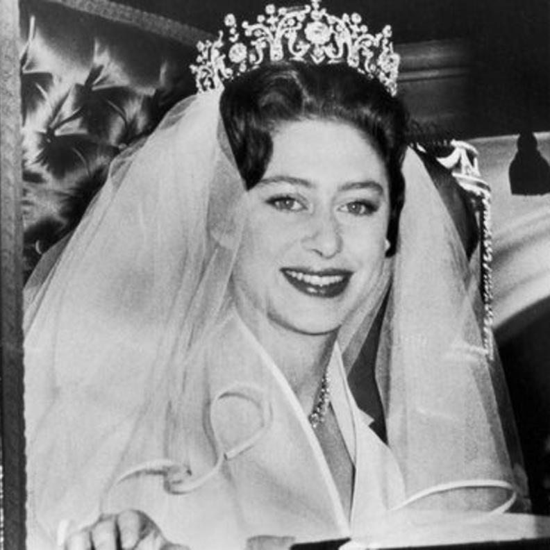 هكذا خالفت الأميرة مارغريت والأميرة ديانا أشهر تقاليد الزفاف الملكية