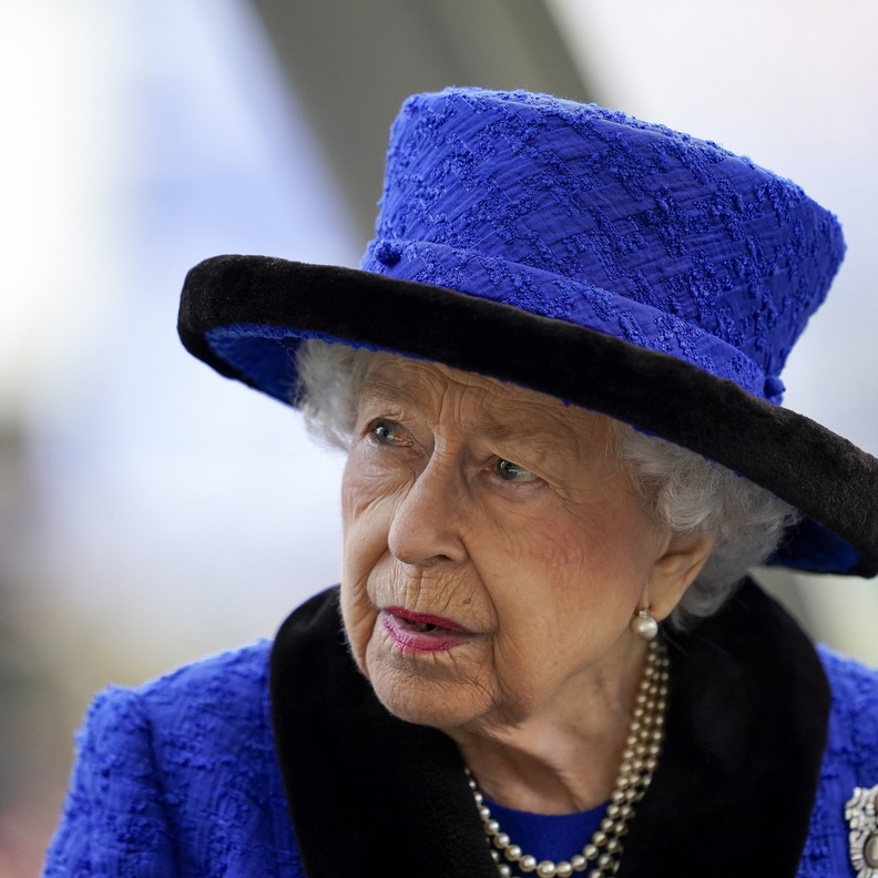 ملكة بريطانيا تلغي زيارتها إلى إيرلندا الشمالية بناء على نصيحة الأطباء