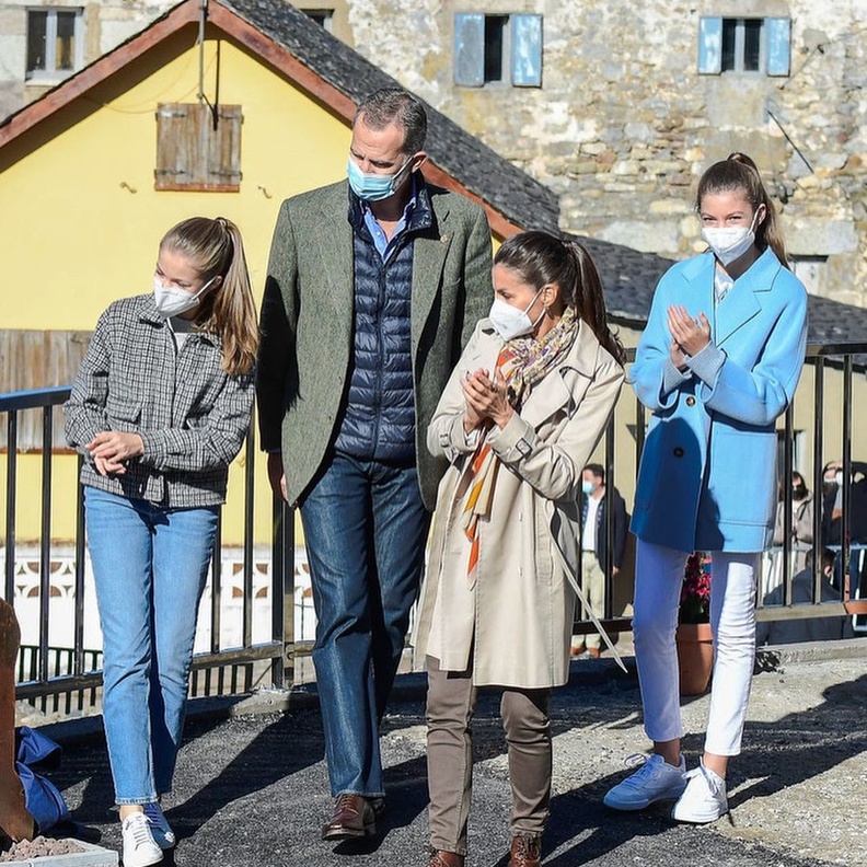 إنفانتا صوفيا تتلقى هدية مميزة في أحدث مهماتها الرسمية