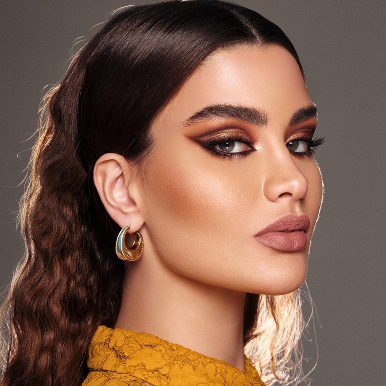 رسمات مكياج ملفتة وعصرية من وحي روان بن حسين