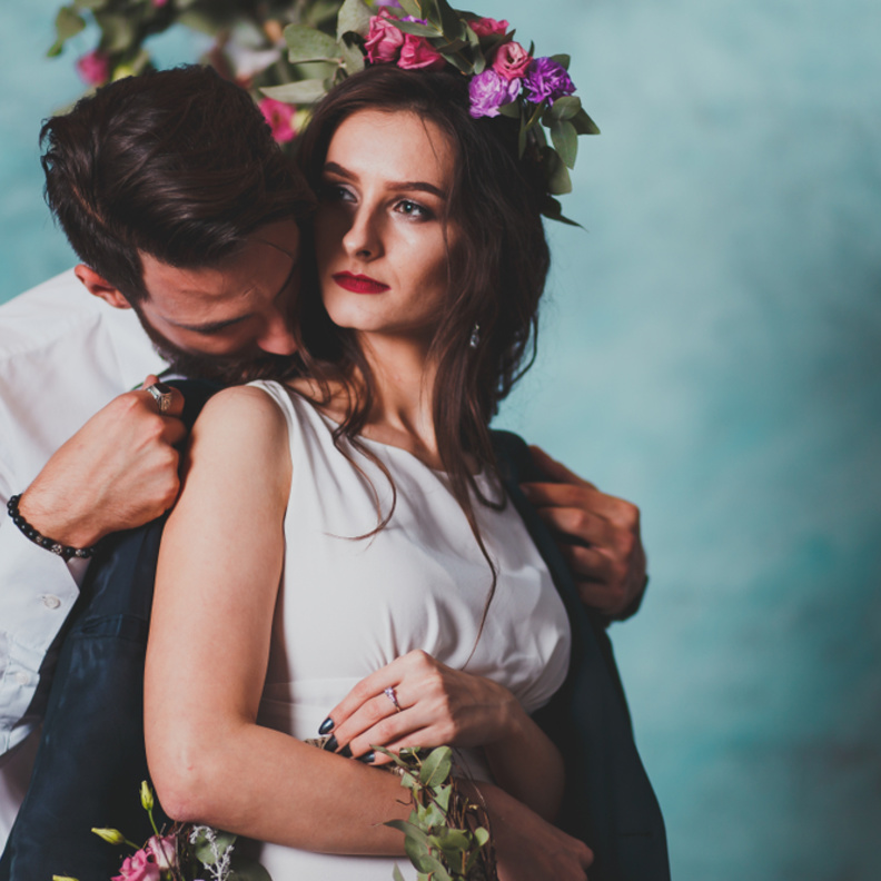 shutterstock_تنظيم حفل خطوبة ناجح يخضع لعدد من القواعد