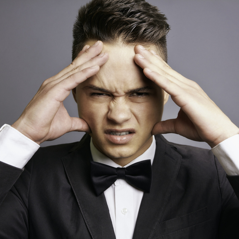 shutterstock_والدة العريس قررت مقاطعته