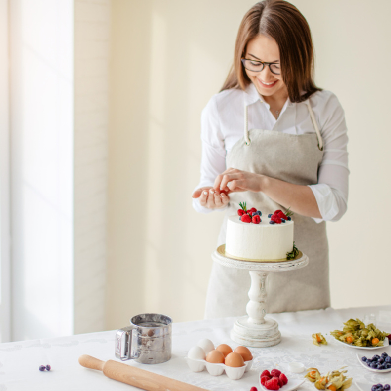 shutterstock_نصائح لصنع كعكة منزلية مميزة لحفل زفافك