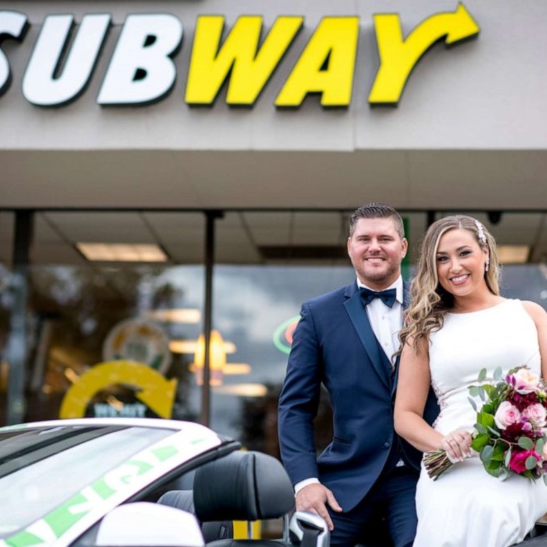 @SubwayMichigan زوجان يحتفلان بزفافهما أمام المطعم الذي التقيا فيه للمرة الأولى