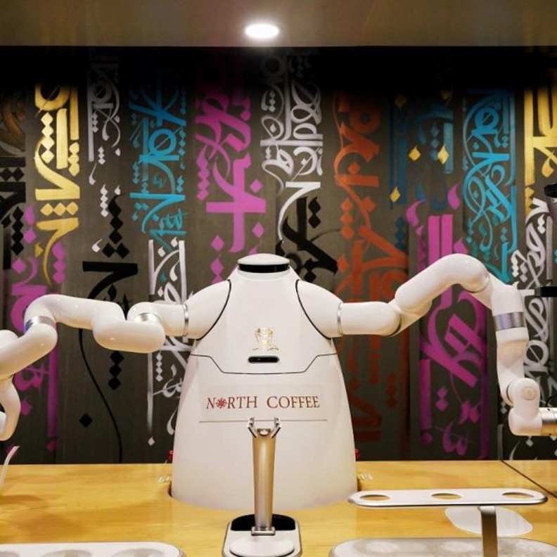تمتع بقهوتك المفضلة في موسم الرياض من خلال باريستا آلي