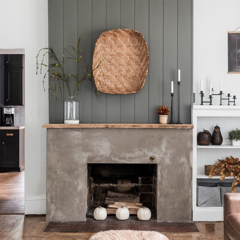 البيتون الصرف في تصميم مدفأة عصرية