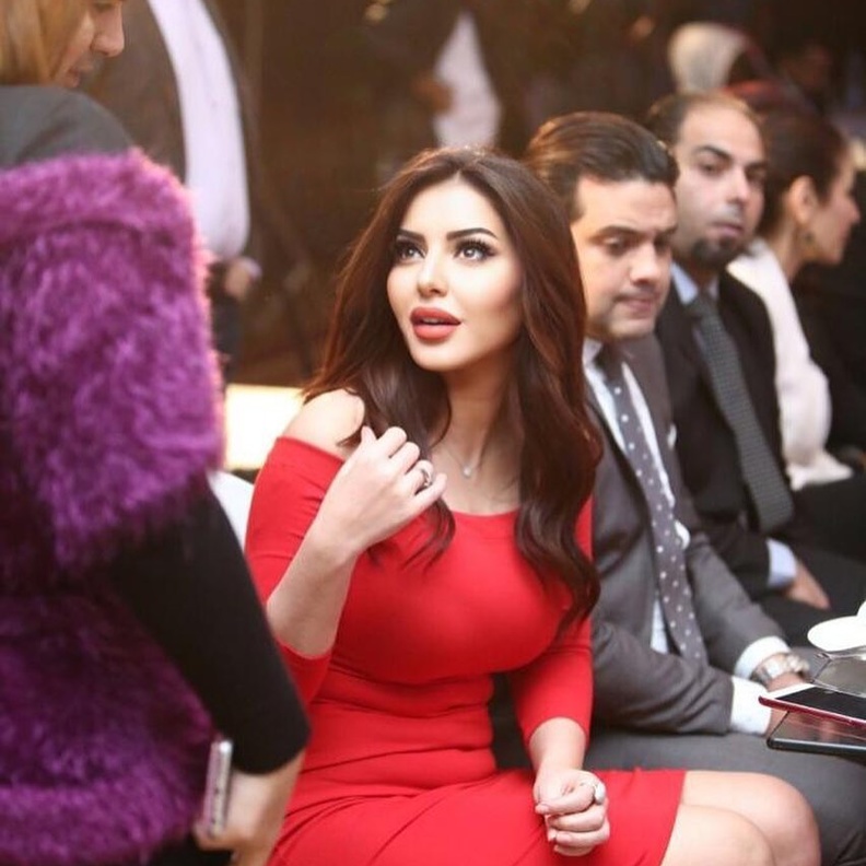 الفنانة ايناس النجار تطلقت بعد شهر من زواجها- فيسبوك الفنانة