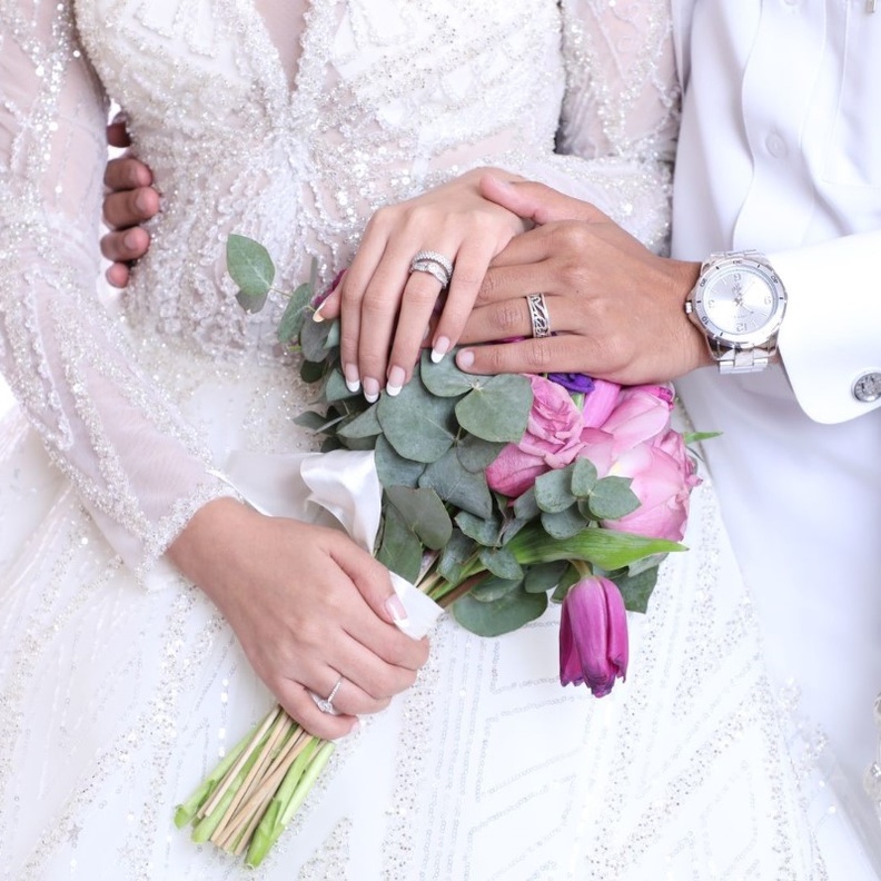 تصوير عروسين بكاميرا المصورة ريم احمد