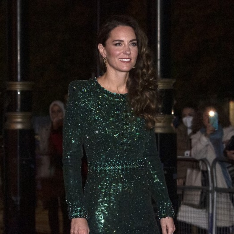 خطفت أحدث فساتين كيت ميدلتون الأنظار من توقيع Jenny Packham