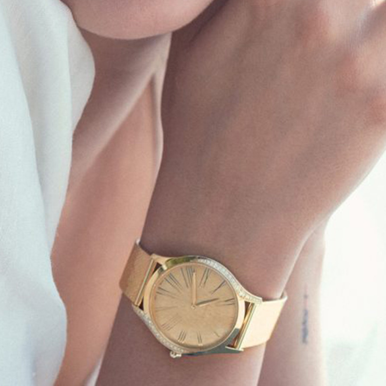 ساعات ناعمة وأنيقة لاطلالة العمل