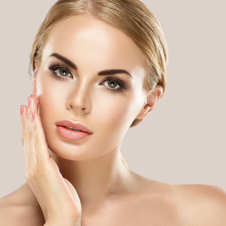 4 ماسكات طبيعية لتنظيف البشرة المختلطة من أول مرة