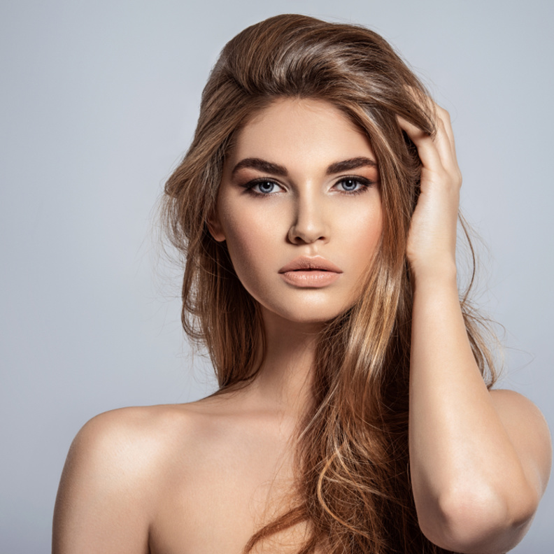 وصفات الزيوت الطبيعية لعلاج فراغات الشعر من الأمام