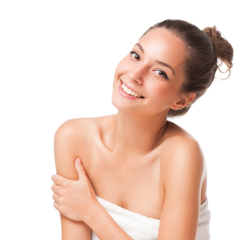 وصفات ماء الورد لتفتيح المناطق الحساسة في الجسم