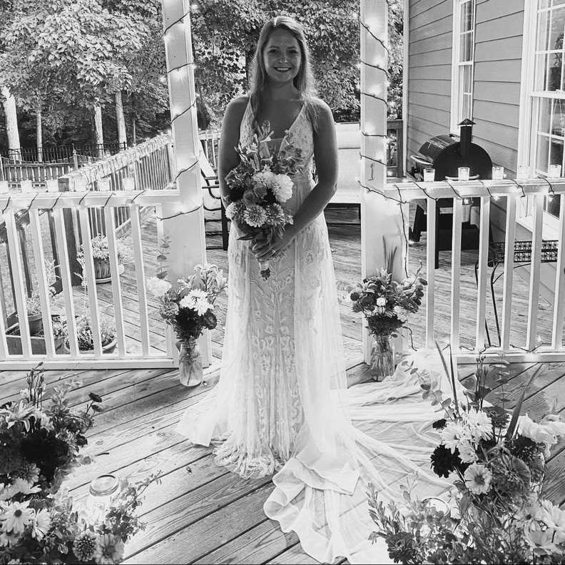 3 محاولات لإقامة حفل الزفاف في زمن كورونا