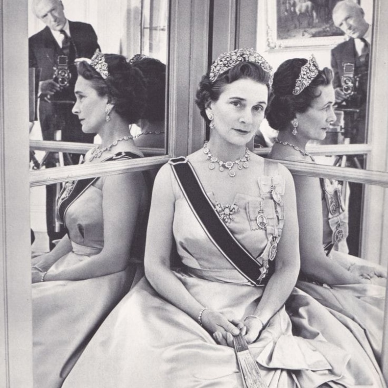 فستان زفاف أليس دوقة جلوستر Alice, Duchess of Gloucester