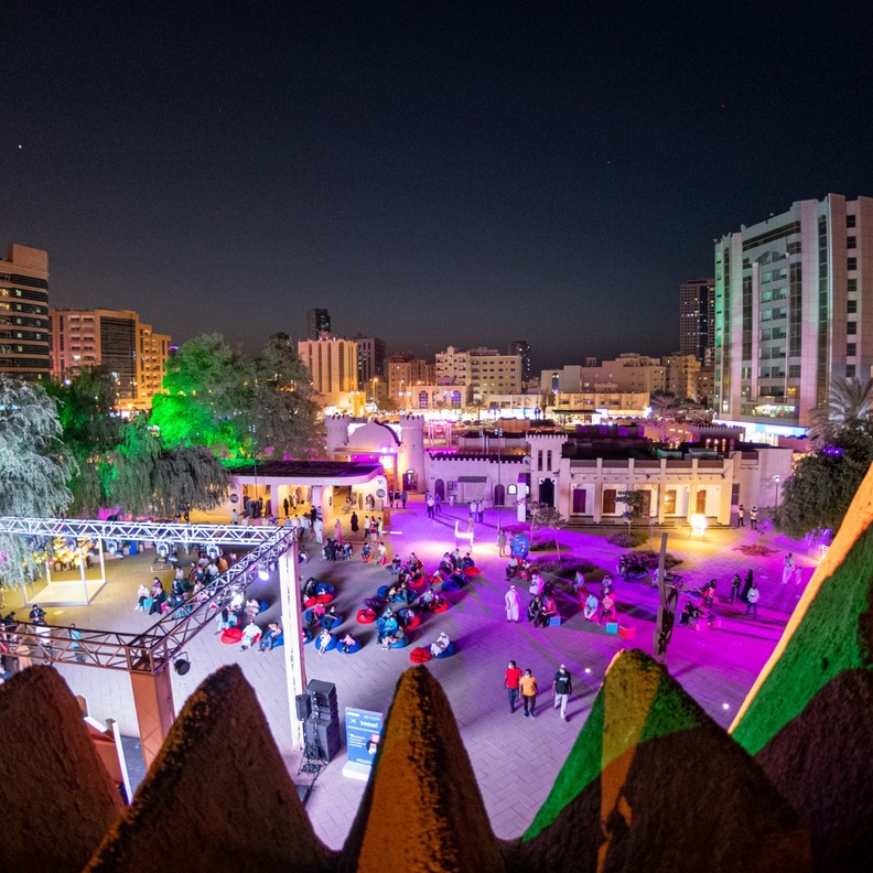 مهرجان المربعة للفنون تجربة ساحرة لجميع أفراد الأسرة- المصدر وكالة أنباء الإمارات 