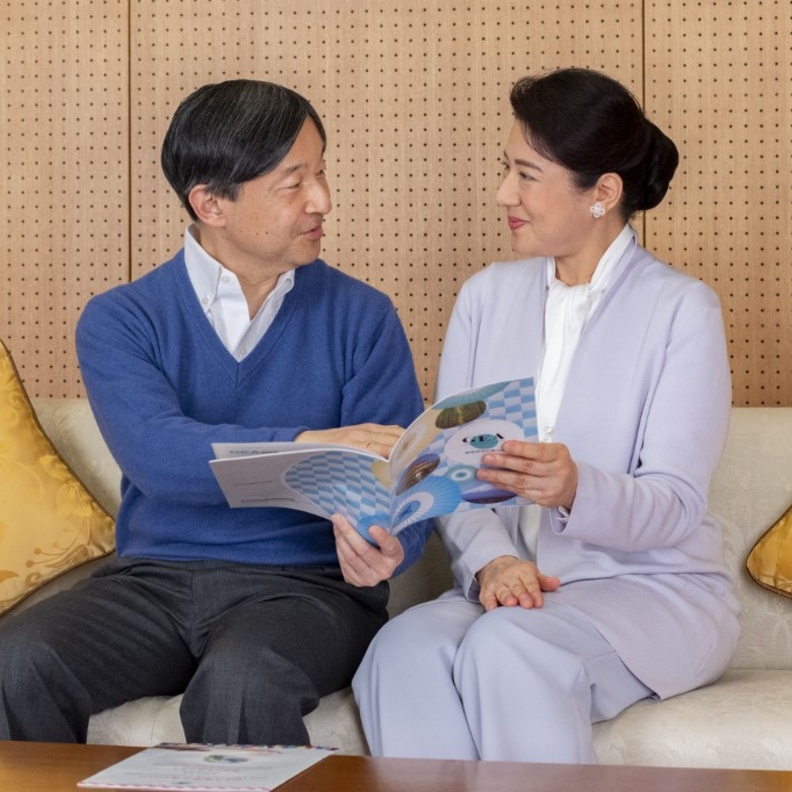 تعرف على أفراد العائلة المالكة اليابانية الأقدم من بين العائلات الملكية