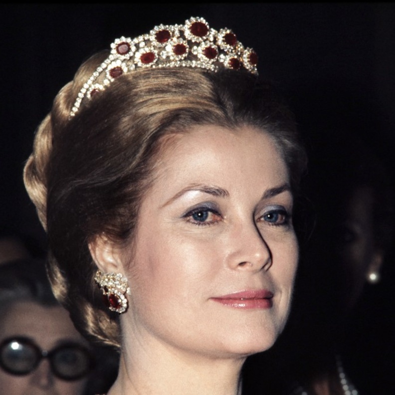 بتوقيع كارتييه Cartier.. تعرفي على أفخم المجوهرات الماسية الملكية