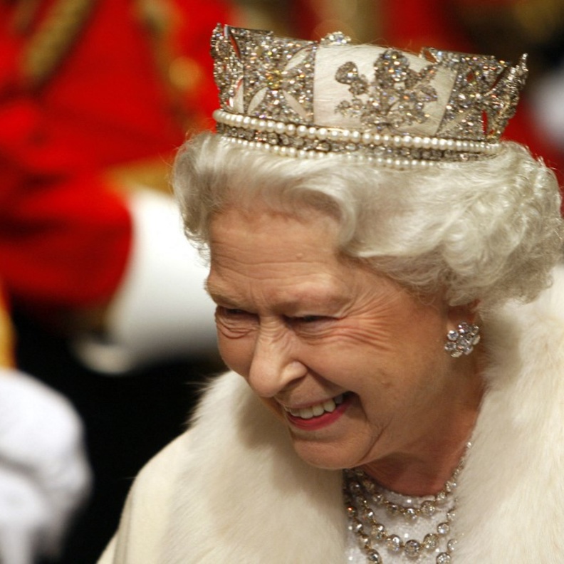 الملكة إليزابيث الثانية تحتفل باليوبيل البلاتيني العام المقبل
