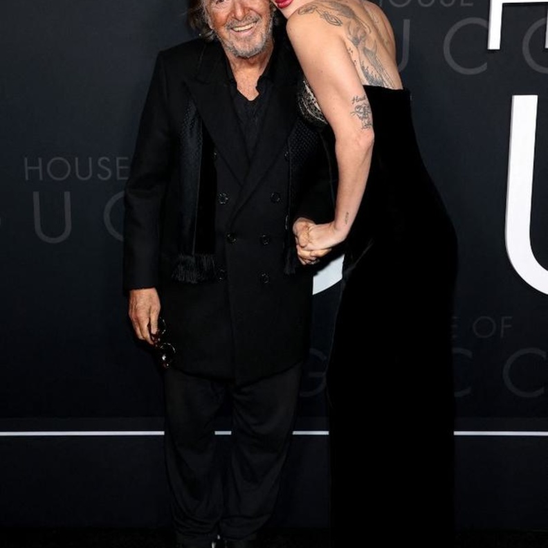 صور ليدي غاغا تتخلى عن ستايلها القديم والفاخر