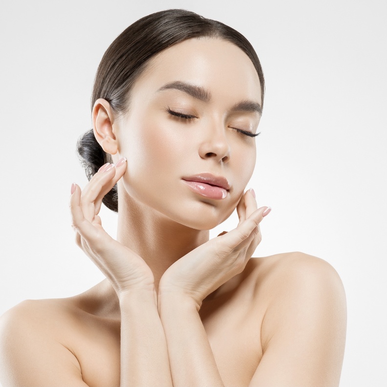 كيفية تقشير البشرة بطريقة VI PEEL وأهم مميزاتها ونتائجها