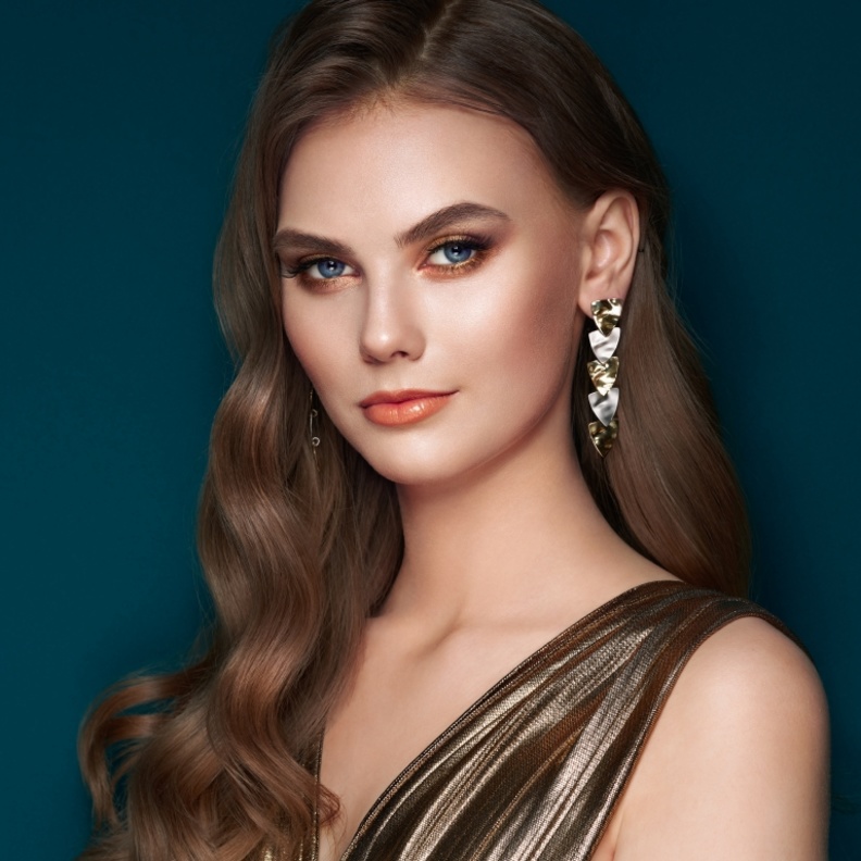 اختيار المكياج حسب لون العين