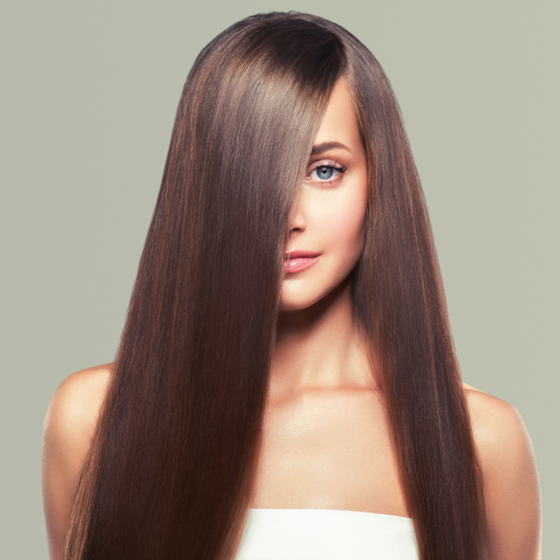 فوائد النشا لفرد الشعر وأفضل طرق استخدامه